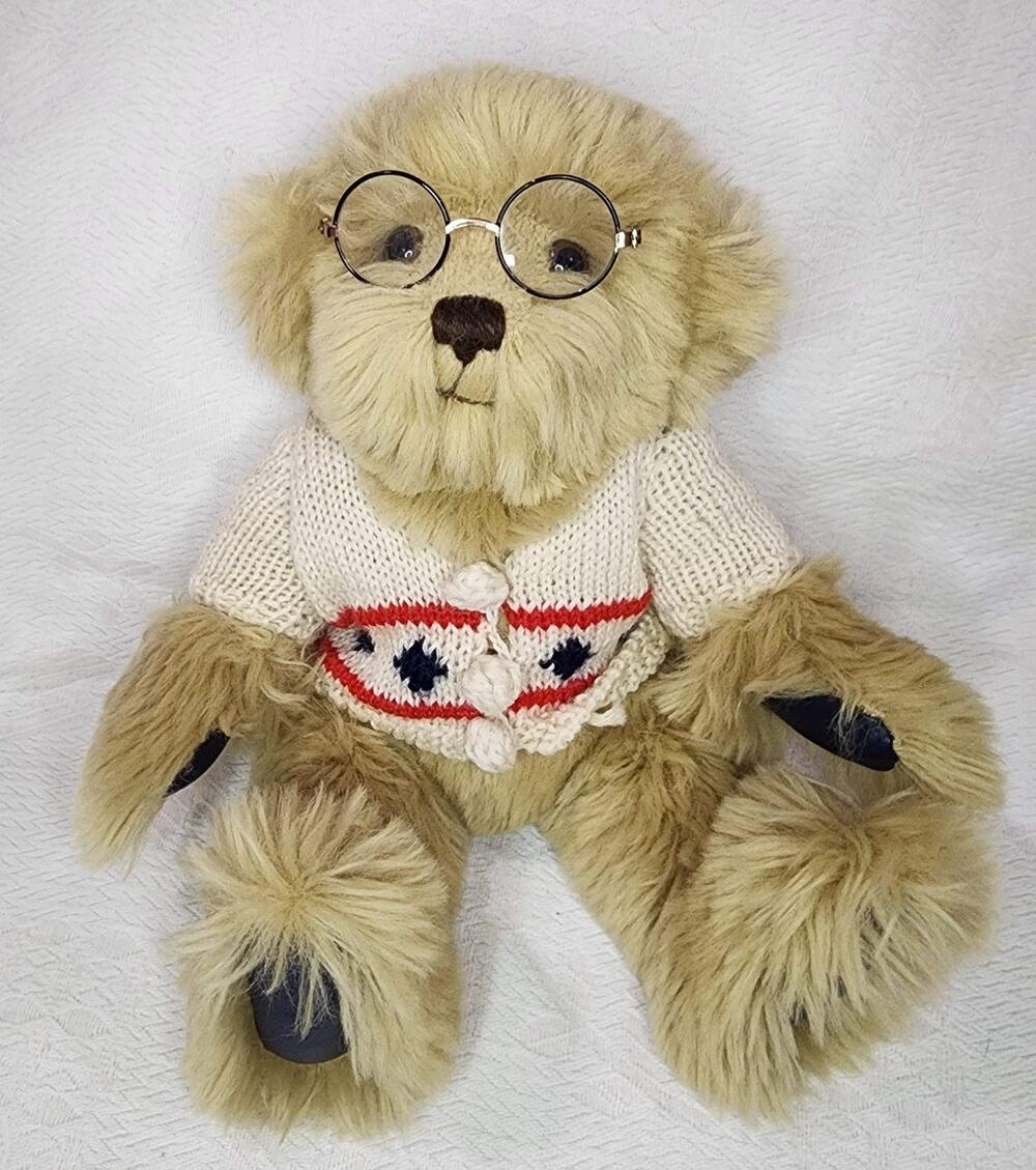 Vintage Heartline Bearnett Family Album Grandpa Bear Plush Glasses Sweater 1980s
